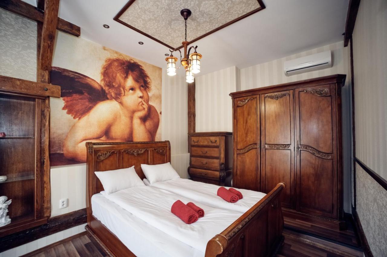 The Spirit Of Lviv In The Apartments Ngoại thất bức ảnh