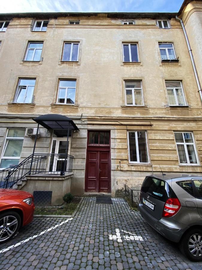 The Spirit Of Lviv In The Apartments Ngoại thất bức ảnh